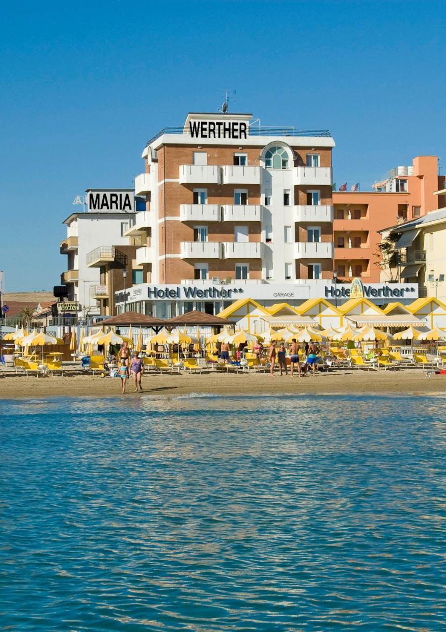 Hotel Werther Fano Buitenkant foto